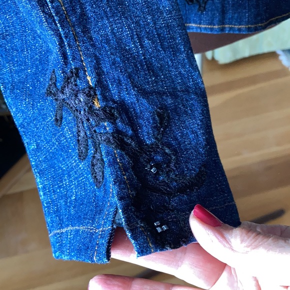 NWOT Bandolli jeans collection embellished denim jacket. - Picture 5 of 9